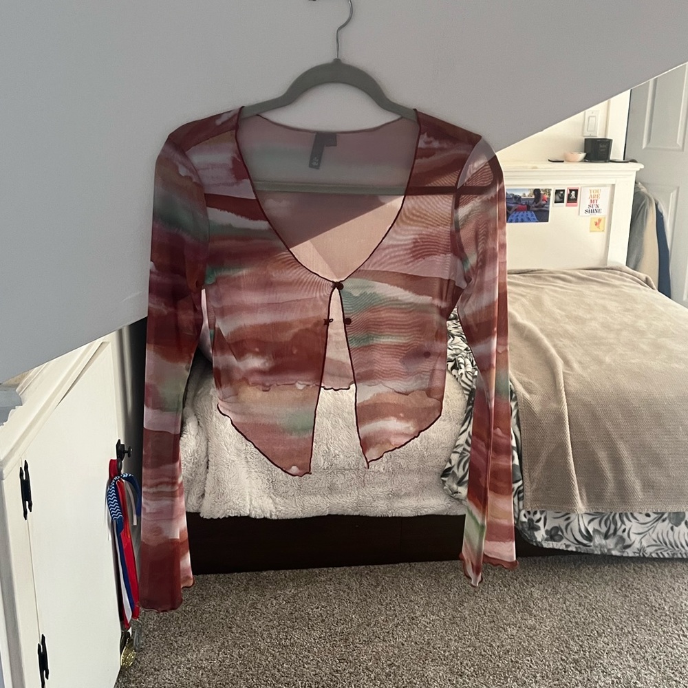 mesh statement top - garage